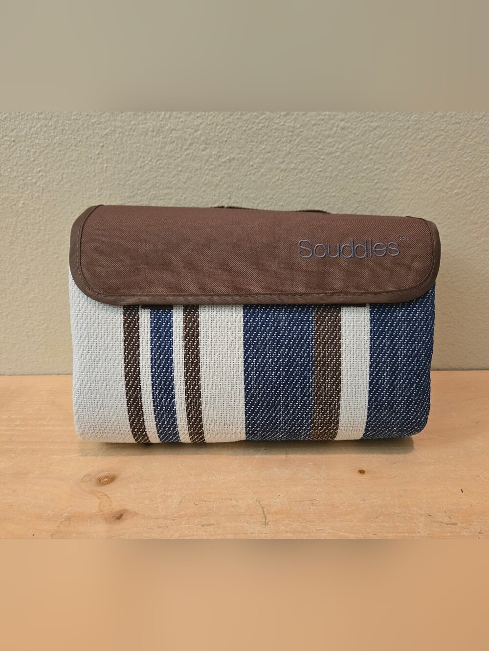 NEW Waterproof Picnic Blanket Beach Camping Concerts Festivals